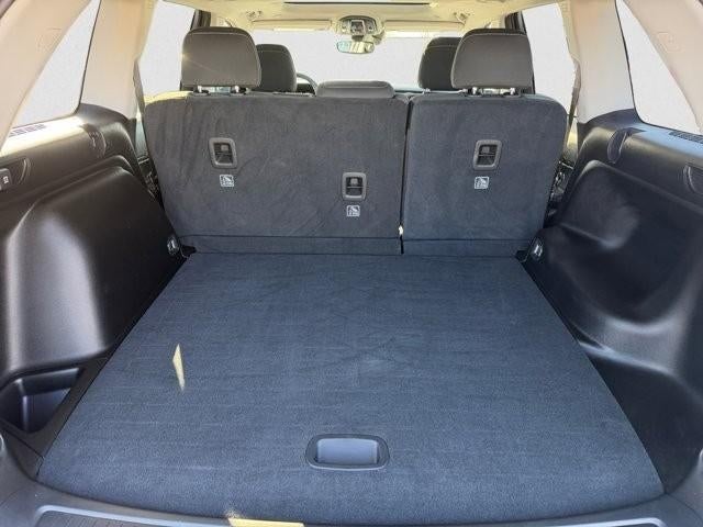 2023 Jeep Grand Cherokee Laredo 4x2