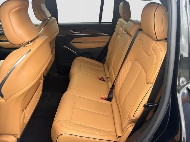 2025 Jeep Grand Cherokee Summit 4x4