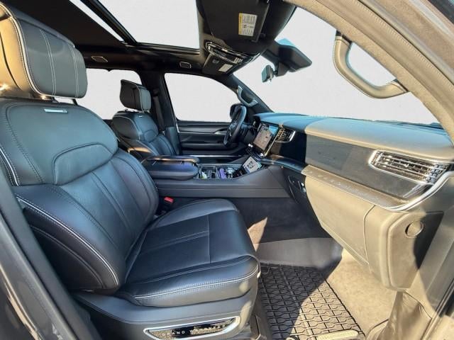 2024 Jeep Grand Wagoneer Series II Obsidian 4x4