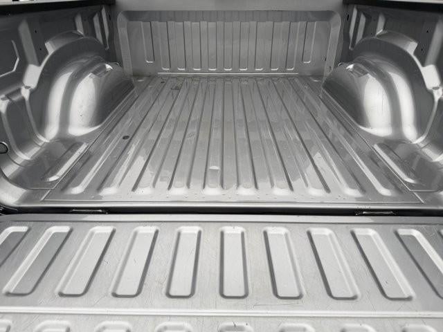 2022 RAM 1500 Big Horn 4x4 Crew Cab 5'7" Box