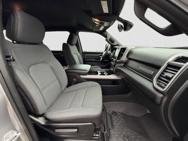 2022 RAM 1500 Big Horn 4x4 Crew Cab 5'7" Box