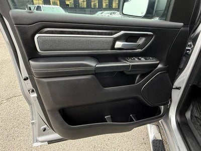 2022 RAM 1500 Big Horn 4x4 Crew Cab 5'7" Box
