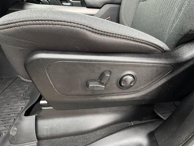 2022 RAM 1500 Big Horn 4x4 Crew Cab 5'7" Box