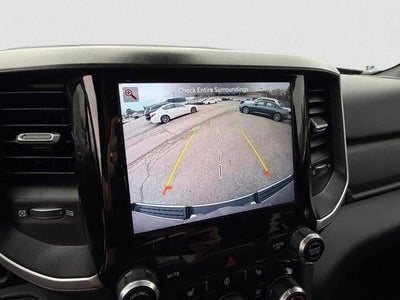 2022 RAM 1500 Big Horn 4x4 Crew Cab 5'7" Box