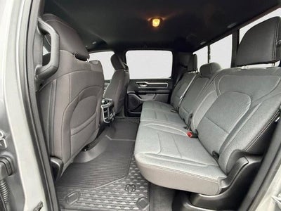2022 RAM 1500 Big Horn 4x4 Crew Cab 5'7" Box