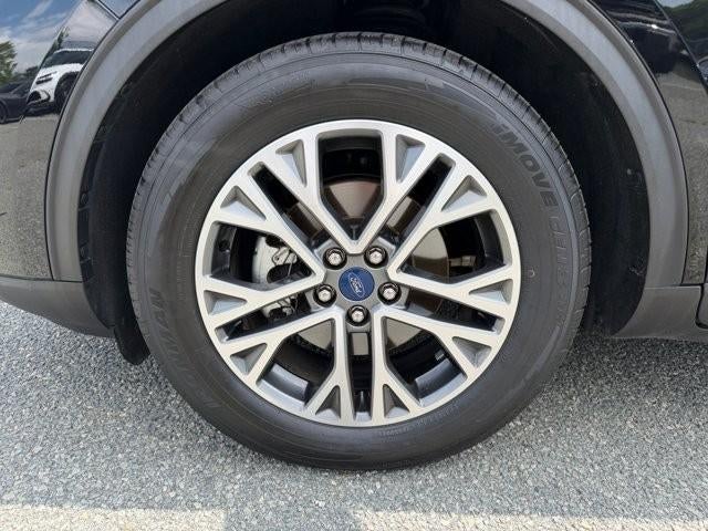 2020 Ford Escape SEL FWD