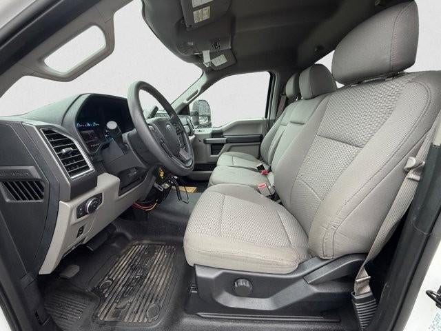 2017 Ford Super Duty F-250 SRW XLT 4WD Reg Cab 8' Box