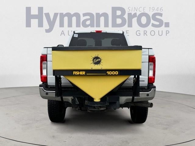 2017 Ford Super Duty F-250 SRW XLT 4WD Reg Cab 8' Box