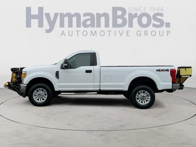 2017 Ford Super Duty F-250 SRW XLT 4WD Reg Cab 8' Box