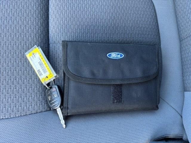 2013 Ford F-150 2WD SuperCrew 5-1/2 Ft Box XL