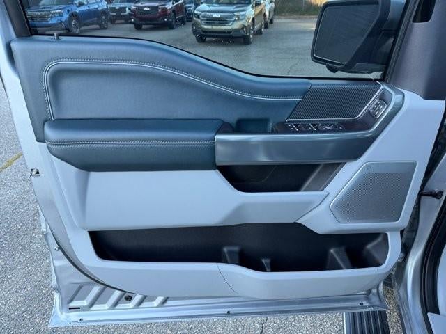 2022 Ford F-150 XL 4WD SuperCrew 5.5' Box