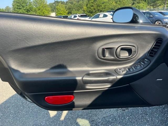 2004 Chevrolet Corvette 2dr Cpe