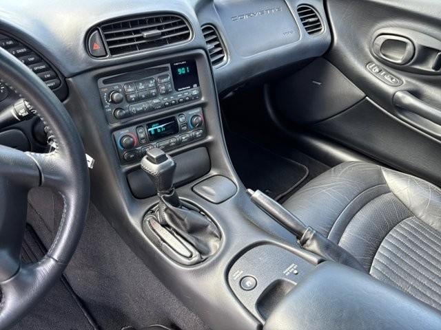 2004 Chevrolet Corvette 2dr Convertible