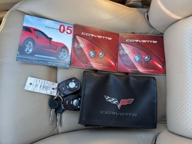 2005 Chevrolet Corvette 2dr Convertible
