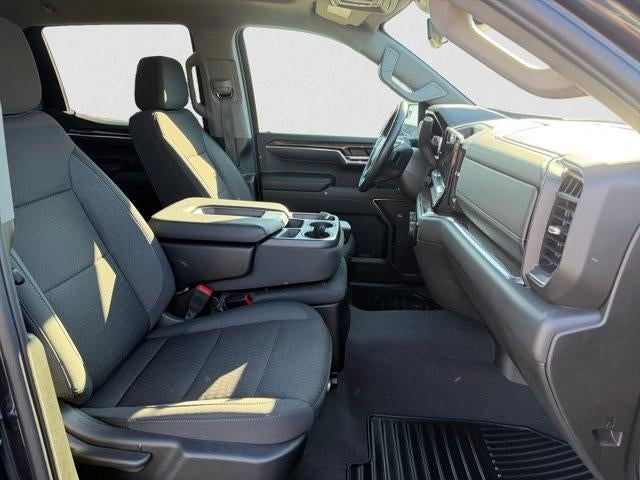 2024 Chevrolet Silverado 1500 Crew Cab Short Box 4-Wheel Drive LT 2FL