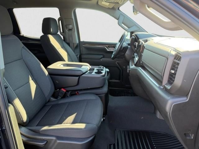 2024 Chevrolet Silverado 1500 Crew Cab Short Box 4-Wheel Drive LT 2FL