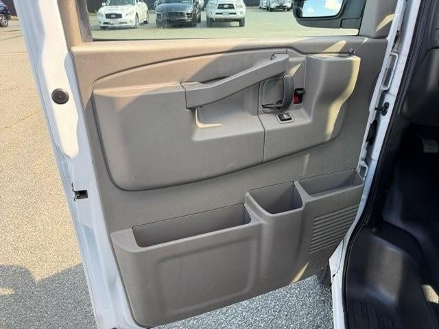 2022 Chevrolet Express Cargo Van 2500 Extended Wheelbase Rear-Wheel Drive
