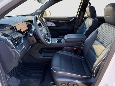 2024 GMC Acadia AWD Denali