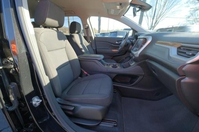 2022 GMC Acadia AWD SLE