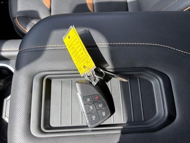 2023 GMC Yukon XL 4WD 4dr AT4