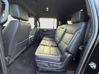 2025 Chevrolet Suburban 4WD Z71