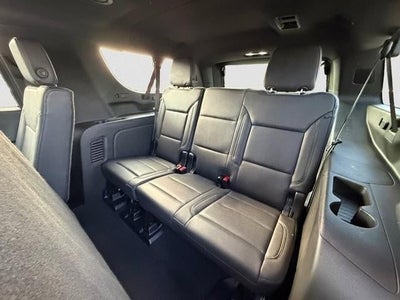 2025 Chevrolet Suburban 4WD Z71