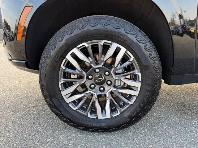 2025 Chevrolet Suburban 4WD Z71