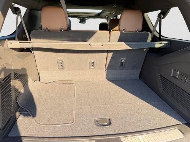 2023 Chevrolet Suburban 4WD High Country