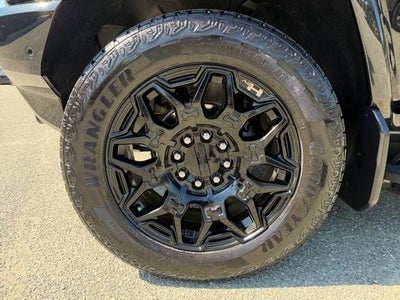 2025 GMC HUMMER EV Pickup e4WD Crew Cab 2X