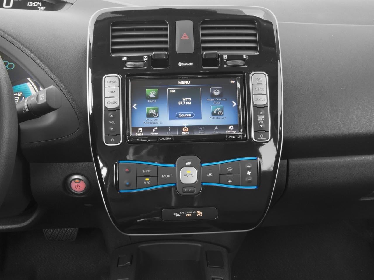 2016 Nissan LEAF 4dr HB SV