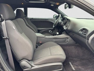 2016 Dodge Challenger 2dr Cpe R/T Shaker