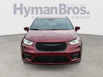 2022 Chrysler Pacifica Hybrid Touring L FWD