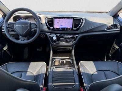 2023 Chrysler Pacifica Limited AWD