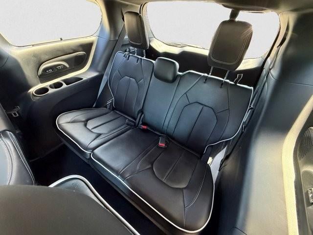 2023 Chrysler Pacifica Limited AWD