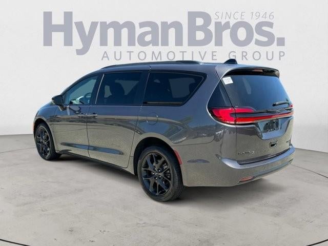 2023 Chrysler Pacifica Limited AWD