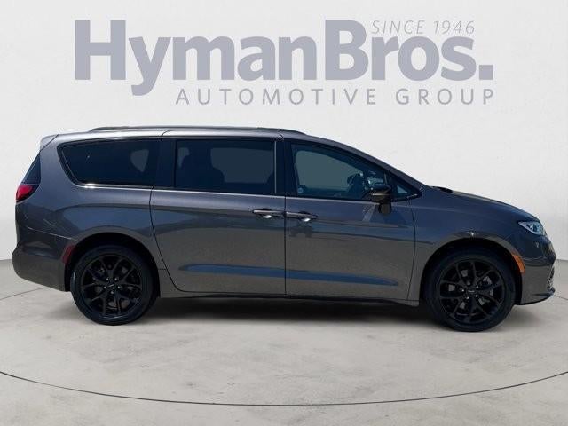 2023 Chrysler Pacifica Limited AWD