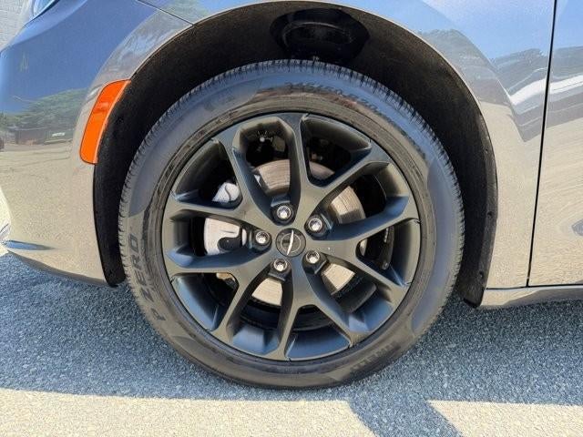 2023 Chrysler Pacifica Limited AWD