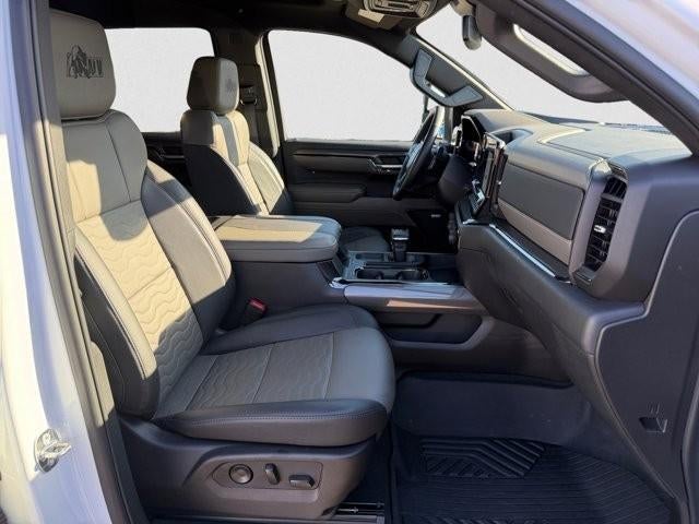 2024 Chevrolet Silverado 1500 Crew Cab Short Box 4-Wheel Drive ZR2