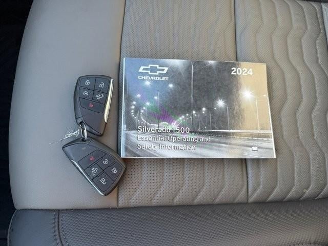 2024 Chevrolet Silverado 1500 Crew Cab Short Box 4-Wheel Drive ZR2
