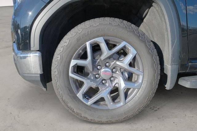 2023 GMC Sierra 1500 Crew Cab Short Box 4-Wheel Drive SLT