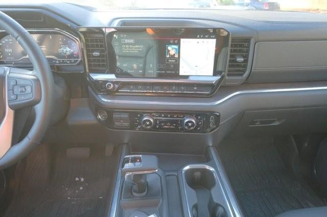 2023 GMC Sierra 1500 Crew Cab Short Box 4-Wheel Drive SLT