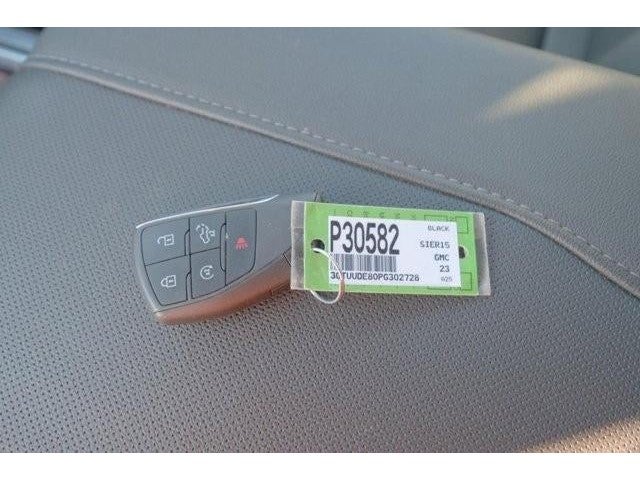 2023 GMC Sierra 1500 Crew Cab Short Box 4-Wheel Drive SLT