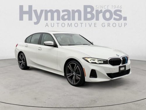 2023 BMW 330i Sedan