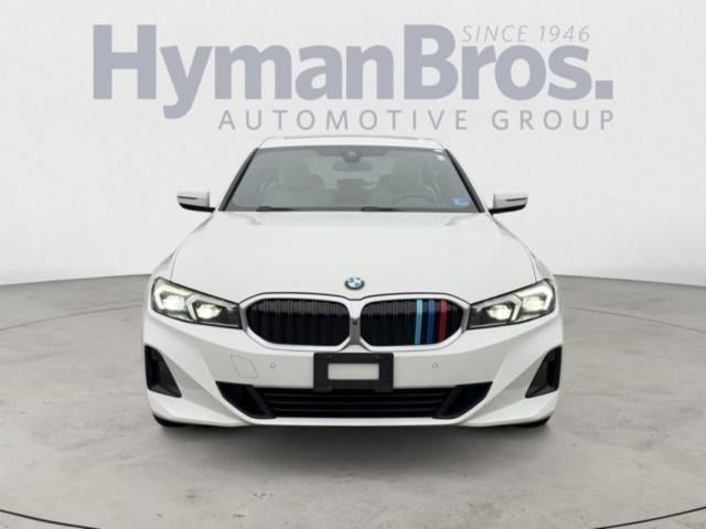 2023 BMW 330i Sedan