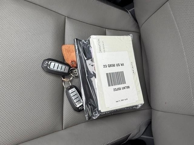 2023 INFINITI QX50 LUXE AWD