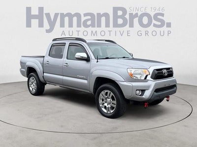 2015 Toyota Tacoma 4WD Double Cab Short Bed V6 Automatic (Natl)