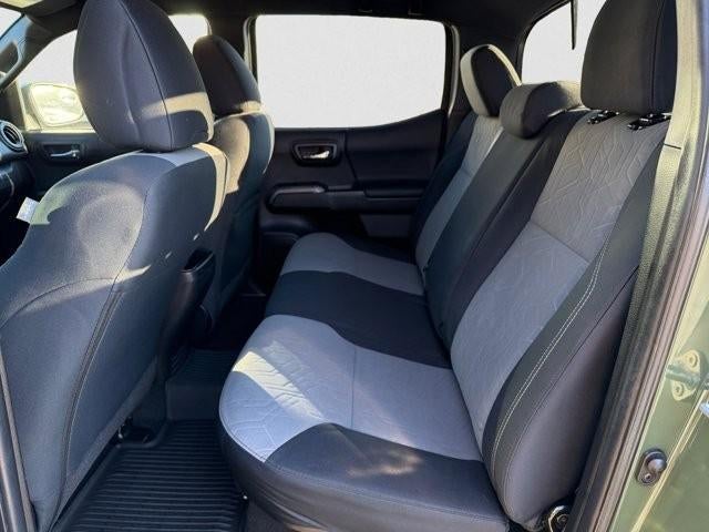 2022 Toyota Tacoma 4WD 4WD TRD Sport Double Cab 5' Bed V6 MT (Natl)