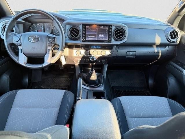 2022 Toyota Tacoma 4WD 4WD TRD Sport Double Cab 5' Bed V6 MT (Natl)