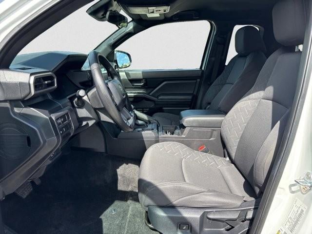 2024 Toyota Tacoma 2WD 2WD SR XtraCab 6' Bed AT (GS)