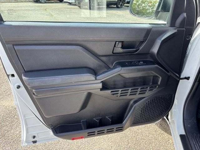 2024 Toyota Tacoma 2WD 2WD SR XtraCab 6' Bed AT (GS)